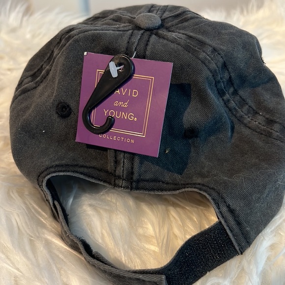 David and young distressed cap - Picture 3 of 4